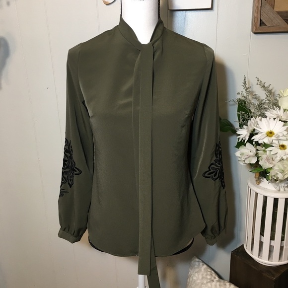 Bym Fashion hi neck embroidered sleeve blouse - Picture 1 of 6